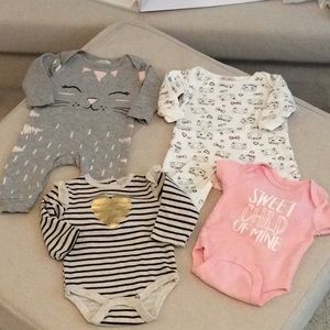 Lot of Onesies 💕💕